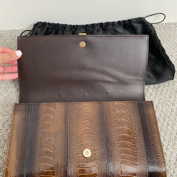 Authentic YSL Saint Laurent large python clutch handbag - Picture 6 of 9